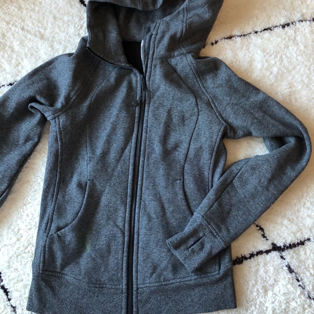 Lulu Lemon gray jacket size 6